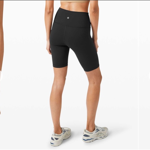 NWT Lululemon Wunder Train High Rise Short 8" Black Size 4 - Picture 1 of 8